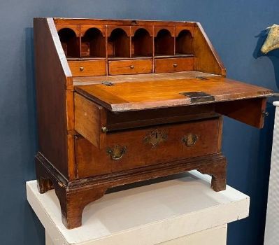 Childs Desk