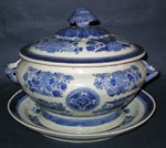 Blue Fitzhugh Soup Tureen and Liner
